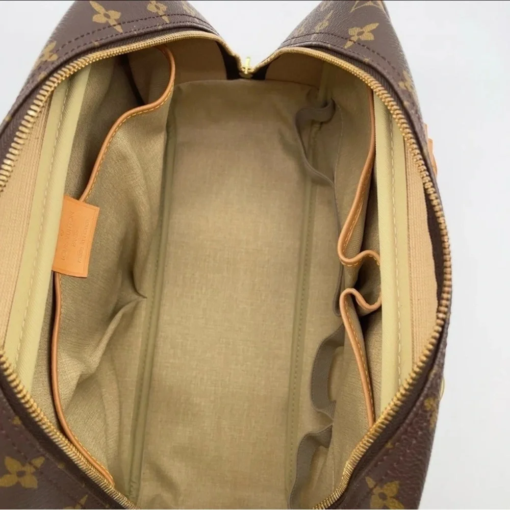 Auth Louis Vuitton Monogram Deauville Handbag W/DBag